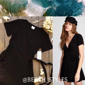 🌴🔆RVCA- SLATER WRAP DRESS🔆🌴